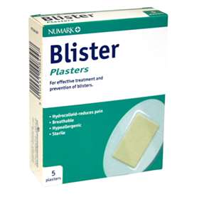 Numark washproof plaster pack with 24 bandages, featuring waterproof design and flexible adhesive for wound protection.