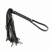 SEI MIO - Primed for Punishment - Faux Leather Flogger